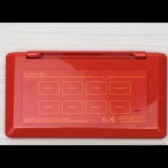 Artist Couture Caliente Eyeshadow Palette - Picture 5 of 11